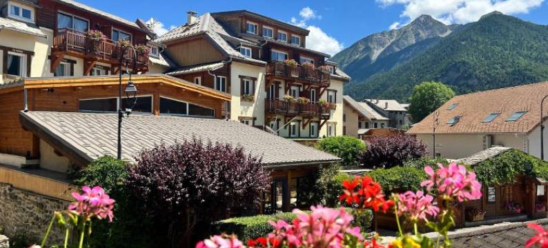 洛吉斯莱斯奥塔内斯酒店及水疗中心(Logis Hôtel & Spa les Autanes)图片