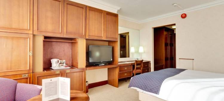 贝斯特韦斯特普拉斯犁 & 耙酒店(Best Western Plough  Harrow Hotel)图片