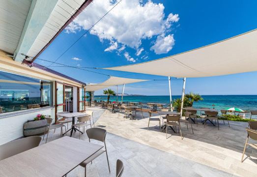 Hotel l'Esagono Hotel Overview