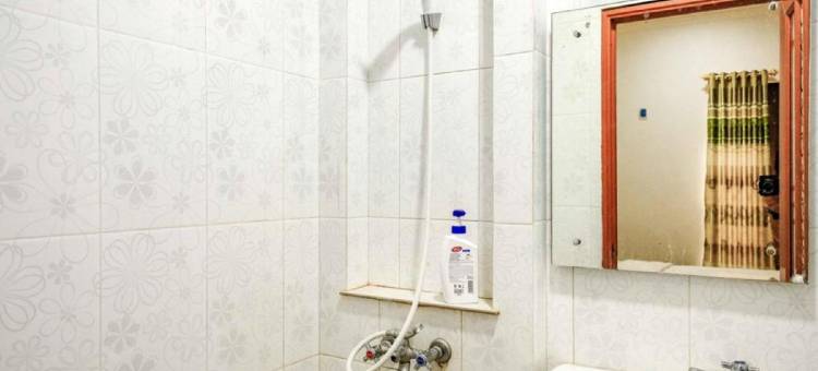 Rudi客房靠近Cikarang车站Mitra红门酒店(Rudi Rooms Near Stasiun Cikarang Mitra RedDoorz)图片