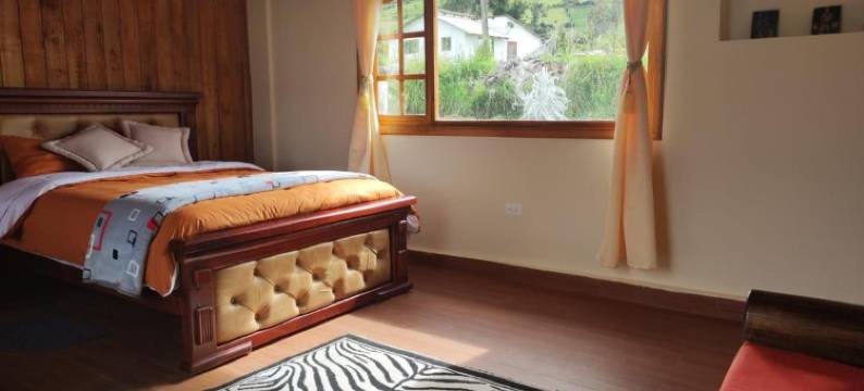 众火山路线的乡村屋(Ruta de Los Volcanes)图片