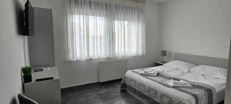 菲利波维奇租车公寓酒店(Filipovic Rent a Car & Apartments)图片