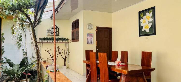 RedDoorz at Budi Mulia Homestay Pematangsiantar图片