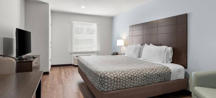 亚特兰大机场萨凡纳套房(Savannah Suites Atlanta Airport)图片