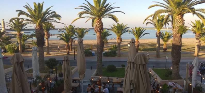 海滨老城酒店(Sea Front Old Town)图片