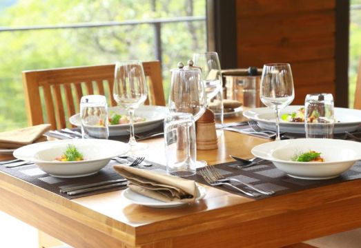 Sennya Resorts Hotel Overview