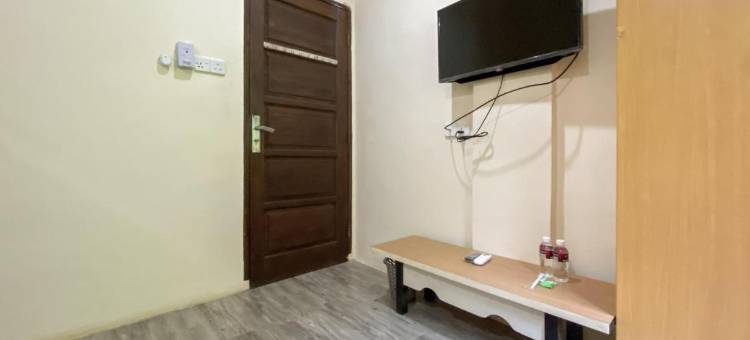 巴淡岛红多兹四季酒店(RedDoorz @ Cikitsu Batam)图片