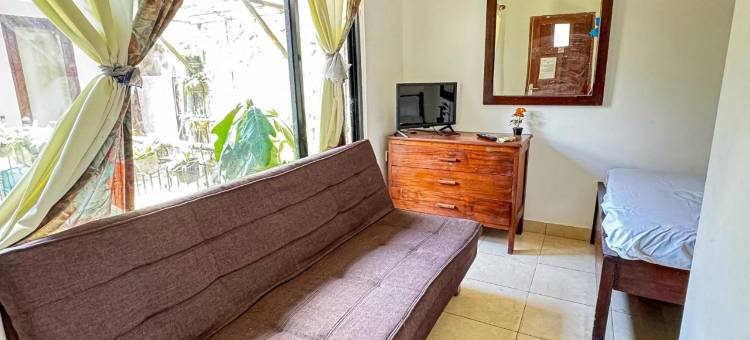 Lathysha Family Guesthouse Syariah RedPartner图片