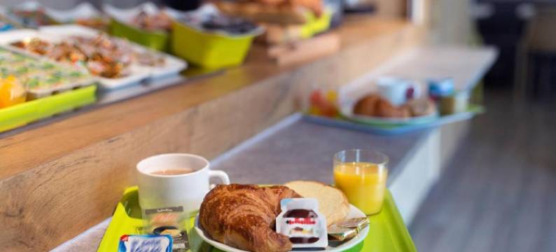 普罗旺斯布里尼奥勒宜必思快捷酒店(Ibis Budget Brignoles Provence)图片