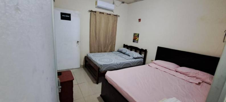 布里萨斯卡罗雷纳斯青年旅舍(Hostal Brisas Calobrenas)图片