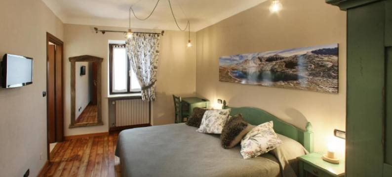 奥奇塔纳比安卡宾馆(Locanda Occitana Cà Bianca)图片