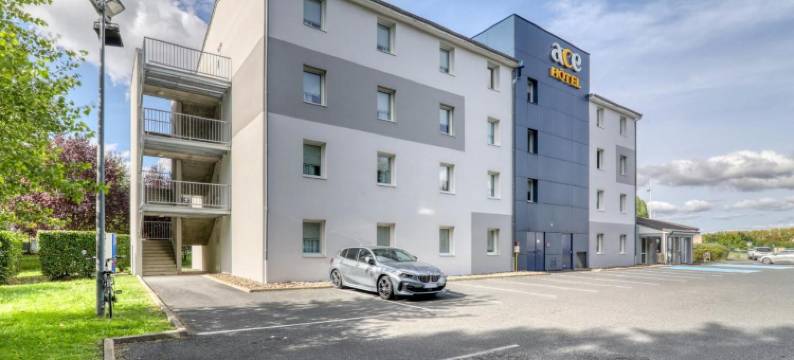 里永艾斯酒店(Ace Hotel Riom)图片