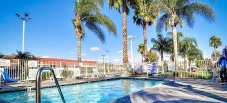 Studio 6套房 - 加州河边(Studio 6 Suites - Riverside, CA - South)图片