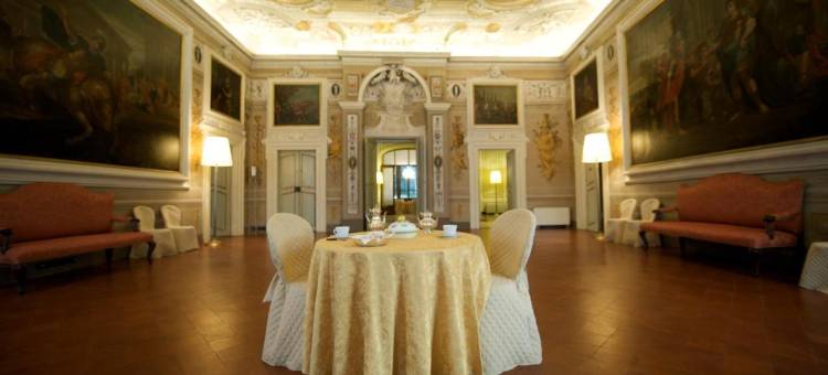 德艾博卡帕拉佐图茨住宿加早餐旅馆(Palazzo Tucci Residenza d'Epoca)图片