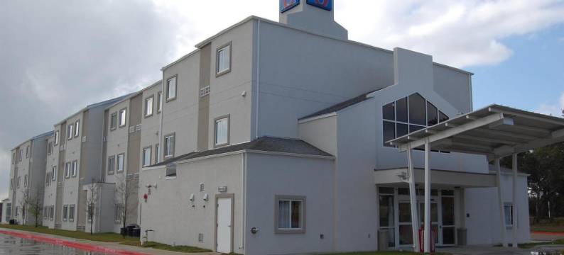 德克萨斯雪松公园 6 号汽车旅馆(Motel 6 Cedar Park, TX)图片