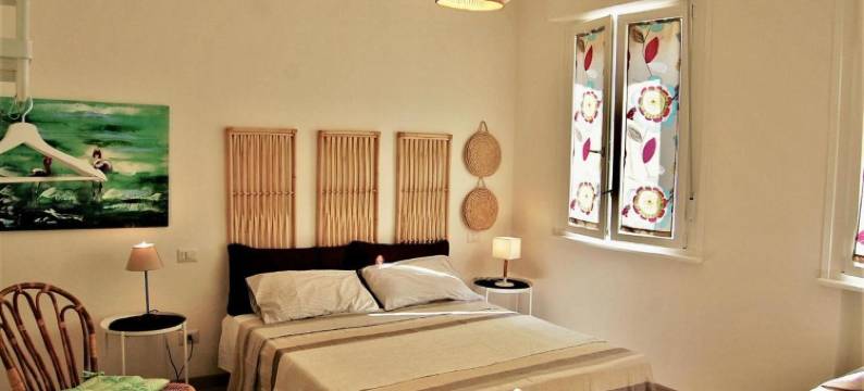 加尔达瑟乐假日客房酒店(Gardaselle Holiday Rooms)图片