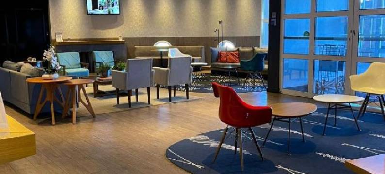 奥斯特广场酒店(Hotel Oeste Plaza)图片