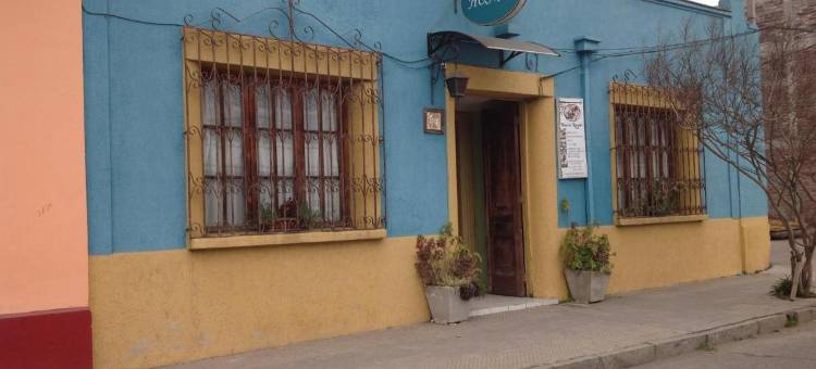 雷诺阿旅馆(Hostal Renoir)图片