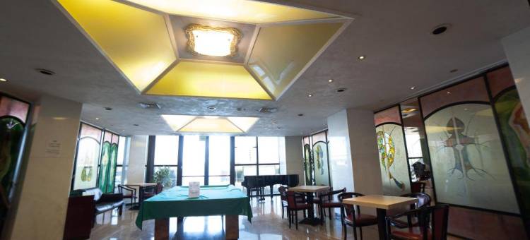 迪普罗玛皇宫酒店(Hotel Diplomat Palace)图片