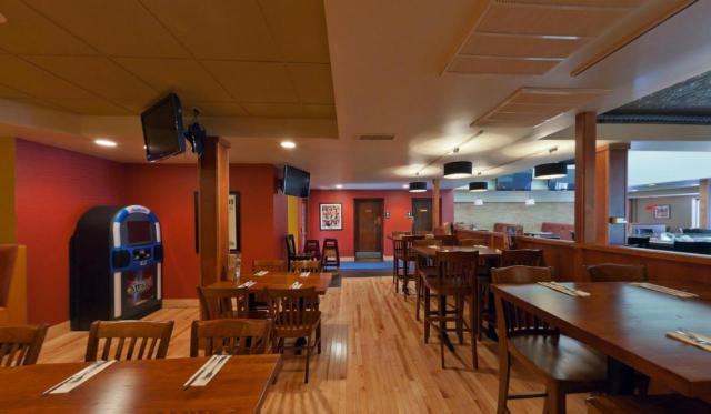 Country Inn & Suites by Radisson, Woodbury, MN Over view