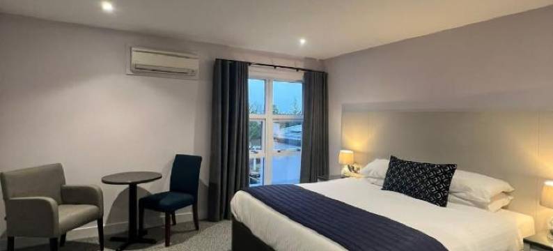 迪恩公园酒店(Dean Park Hotel)图片