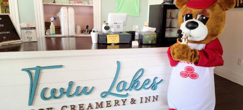 双湖奶油厂，烧烤&旅馆(Twin Lakes Creamery, Grill & Inn)图片