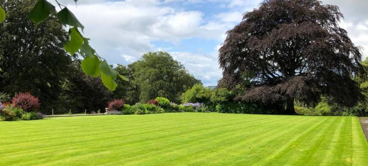 Netherdale House and Coach House酒店(Netherdale House & the Coach House)图片