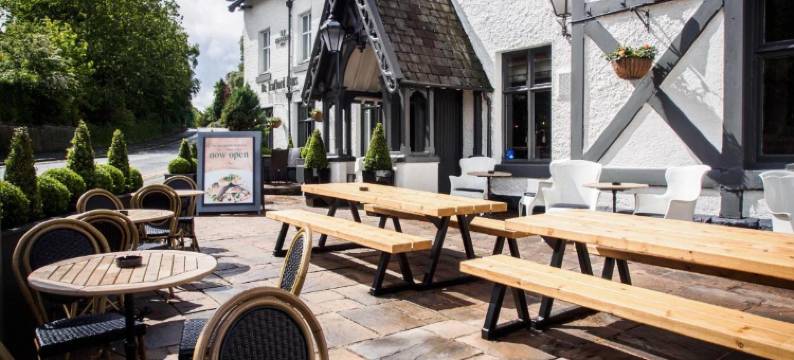 特拉福德酒店 - 格林国王旅馆(De Trafford Arms by Chef & Brewer Collection)图片