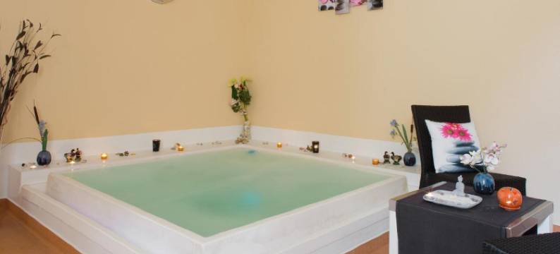 海滨磨坊酒店(Auberge du Moulin Marin)图片