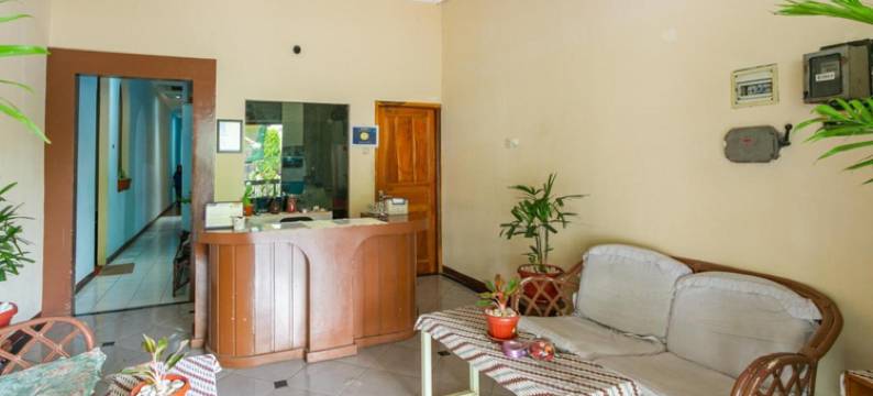 红多兹伊斯兰酒店-近斯拉根中央公园(RedDoorz Syariah @ Sakinah Guesthouse)图片