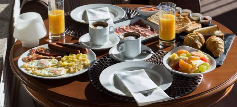 洛杉辛科恩布罗斯酒店(Los Cinco Enebros)图片