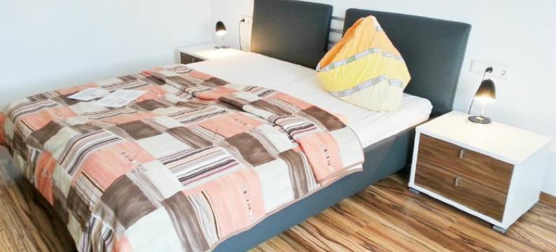 盖斯特豪斯兹尔维本玫瑰旅馆(Gästehaus Zur weißen Rose)图片