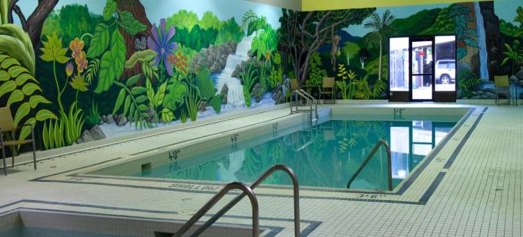 潘提顿湖畔度假酒店(Penticton Lakeside Resort)图片