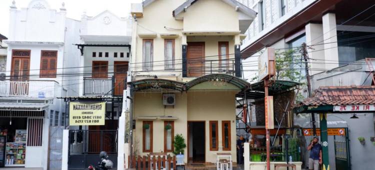 克雷斯纳宾馆玛琅博罗米特拉红门酒店(Khresna Guest House Malioboro Mitra RedDoorz)图片