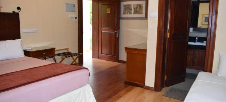 4 U萨利亚花园酒店(Hotel 4 U Saliya Garden)图片