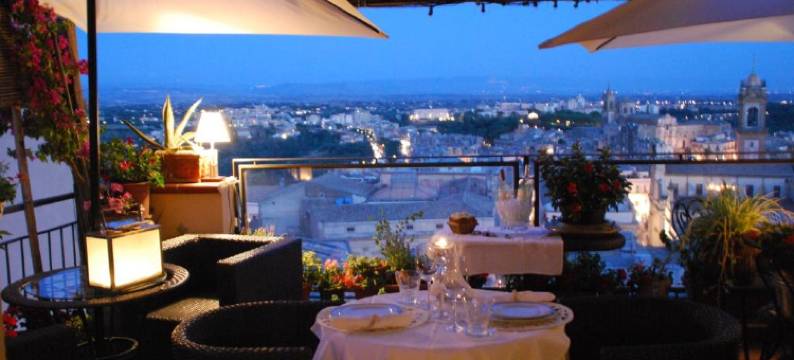 波久瓦尼民宿(Casa Tipica Siciliana BedandBreakfast Tremetrisoprailcielo Camere Con Vista, Terrazzo Panoramico)图片