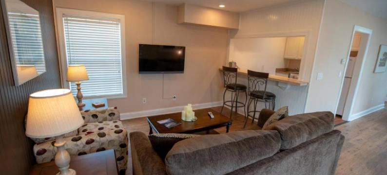 霍华溪旅馆(Howard's Creek Inn)图片