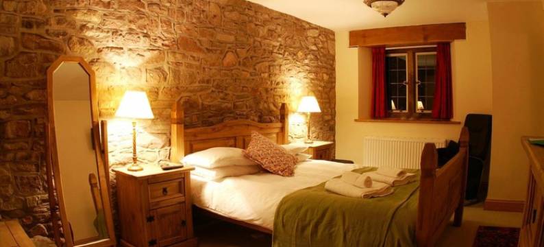 乔治与米林布鲁克旅馆(The George Inn & Millingbrook Lodge Ltd)图片