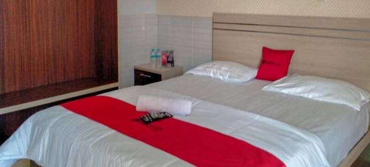 红多兹酒店@帕卢廷格德地区(RedDoorz @ Tinggede Area Palu)图片