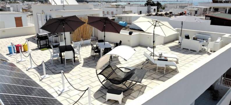 卡里尼芬答客房公寓酒店(Kalinifta Rooms Apartment)图片