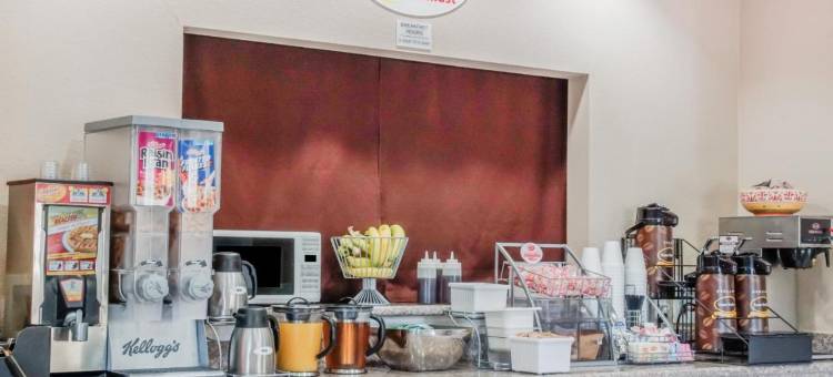 布伦汉姆速8酒店(Super 8 by Wyndham Brenham TX)图片