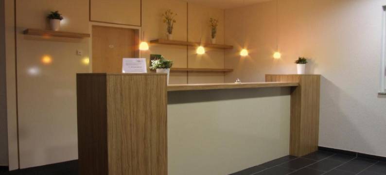 汝荷斯坦德泰利纳酒店(Ruhrstadtarena Hotel)图片