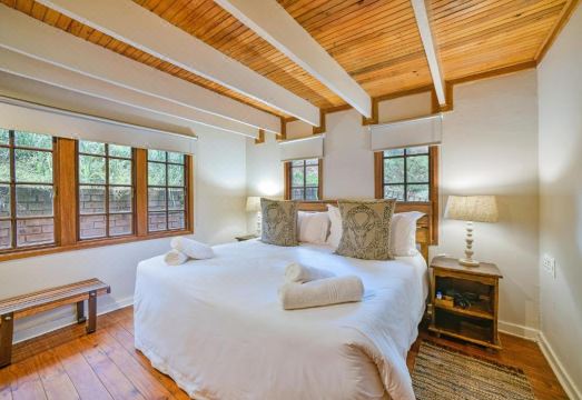 Serenity Mountain and Forest LodgeHotel Overview