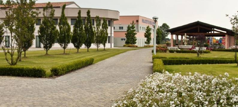 诺瓦雷洛酒店(Hotel Novarello Resort & Spa)图片