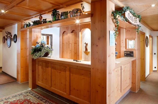 Hotel Hubertus Over view