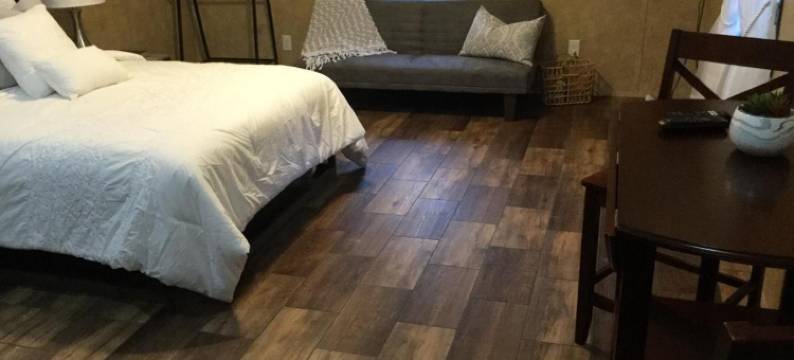 Kickapoo Shores Waterfront Cottages图片