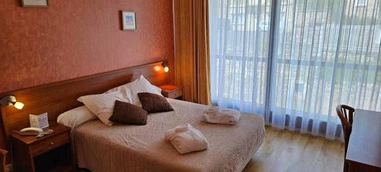 杜班布里特酒店(Brit Hotel du Ban)图片