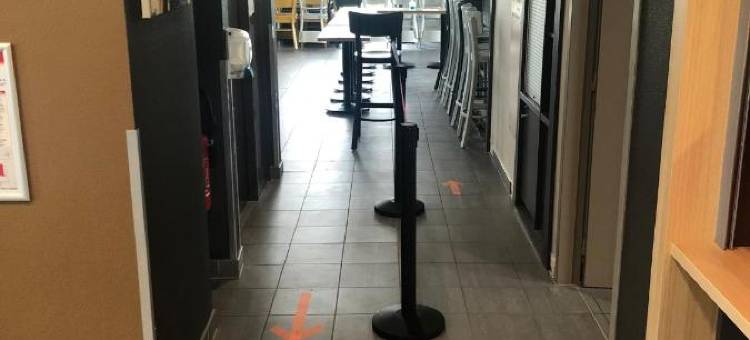 B&B酒店莱塞比耶(B&B Hotel les Herbiers)图片