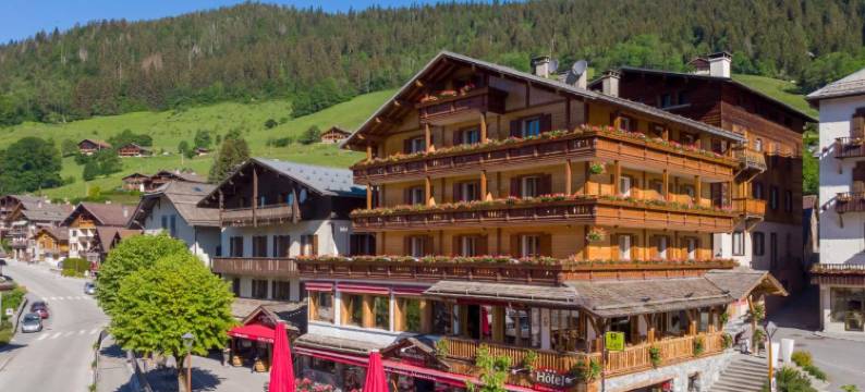 圣十字莫里斯之家酒店(Logis la Croix-Saint-Maurice)图片