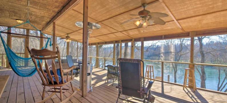 在White River的更新小木屋，靠近船只落地！(Updated Cabin on White River by Boat Landing!)图片